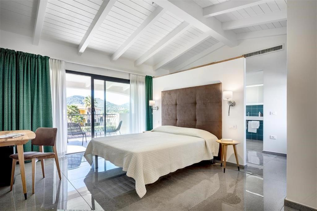 Terradimare Resort&Spa San Teodoro  Room photo