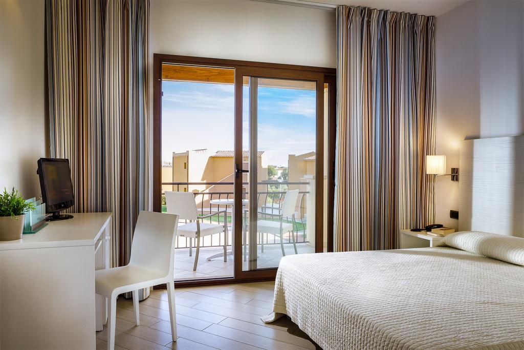 Terradimare Resort&Spa San Teodoro  Exterior photo
