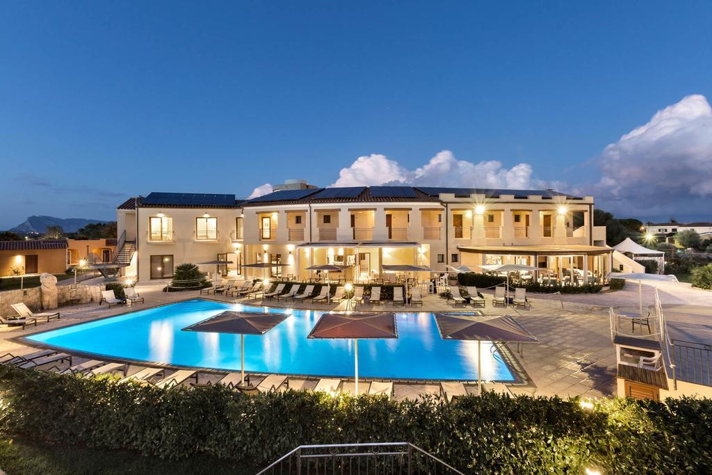 Terradimare Resort&Spa San Teodoro  Exterior photo