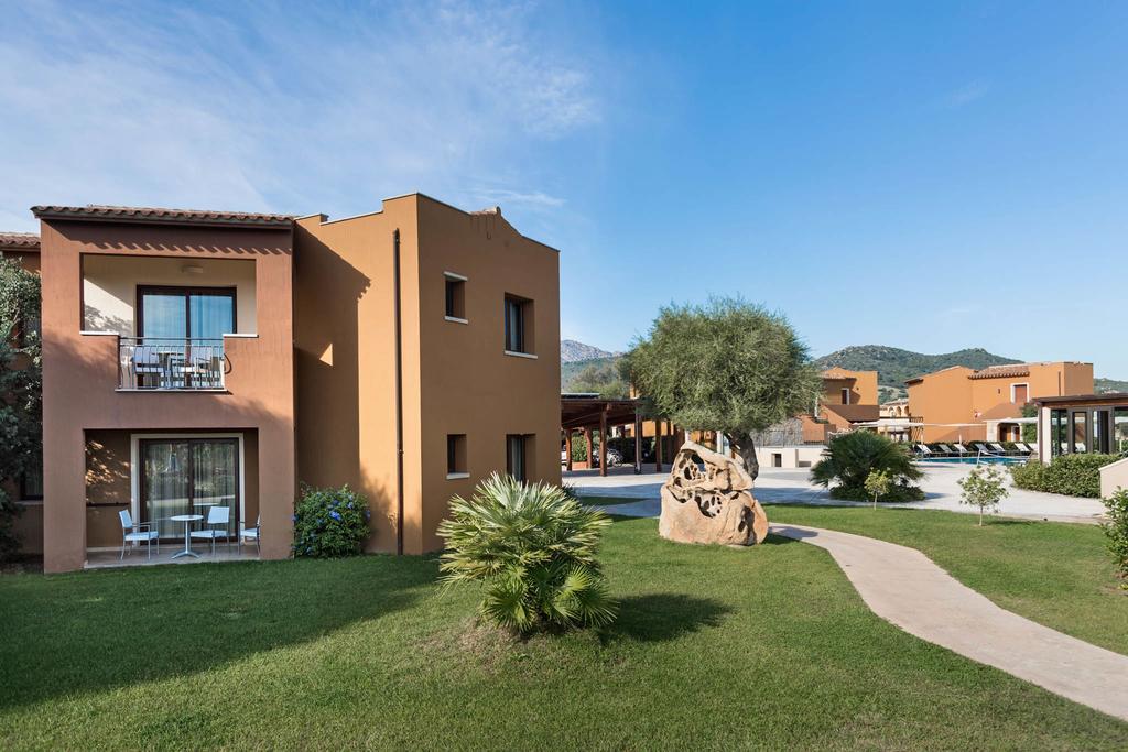 Terradimare Resort&Spa San Teodoro  Exterior photo