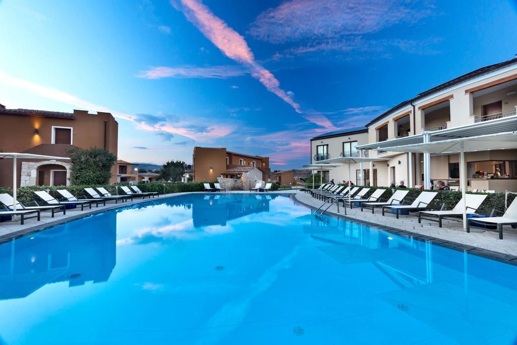 Terradimare Resort&Spa San Teodoro  Exterior photo